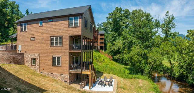 3140 Cherokee Valley Drive, Sevierville, TN 37862