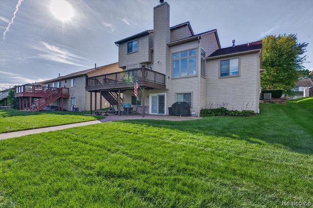 2191 Barclay Avenue, Shelby, MI 48317
