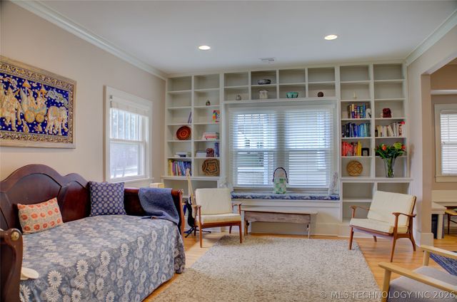2119 E 17th Place, Tulsa, OK 74104