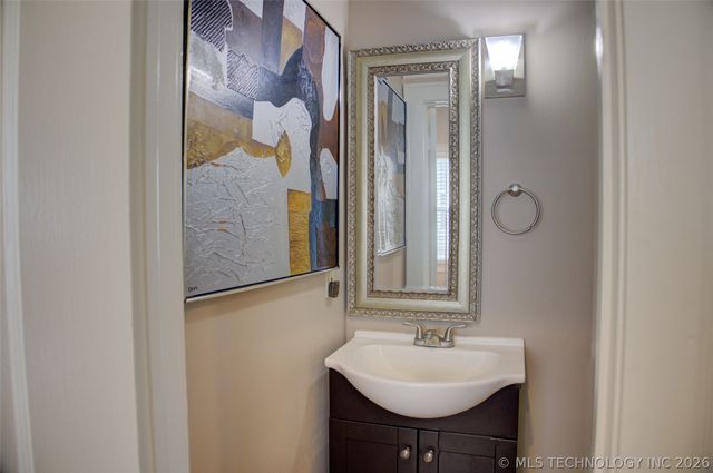2119 E 17th Place, Tulsa, OK 74104