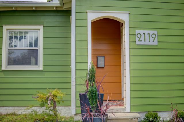 2119 E 17th Place, Tulsa, OK 74104