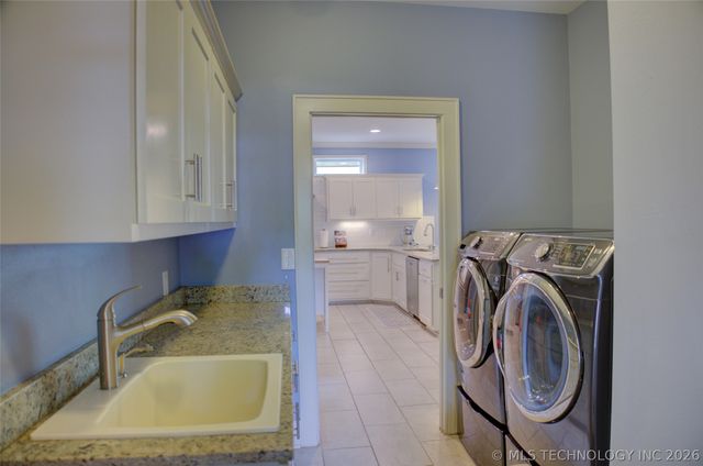 2119 E 17th Place, Tulsa, OK 74104