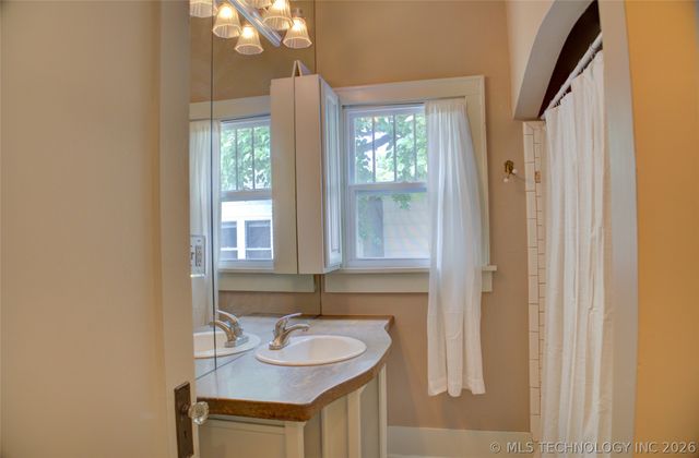 2119 E 17th Place, Tulsa, OK 74104
