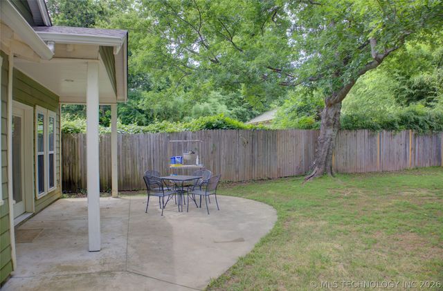 2119 E 17th Place, Tulsa, OK 74104
