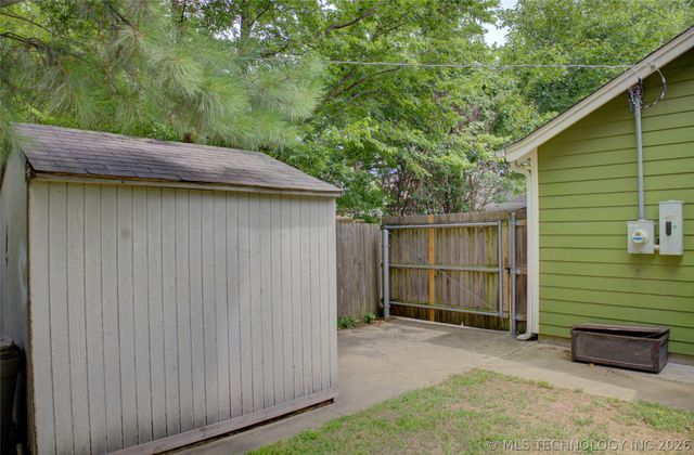 2119 E 17th Place, Tulsa, OK 74104