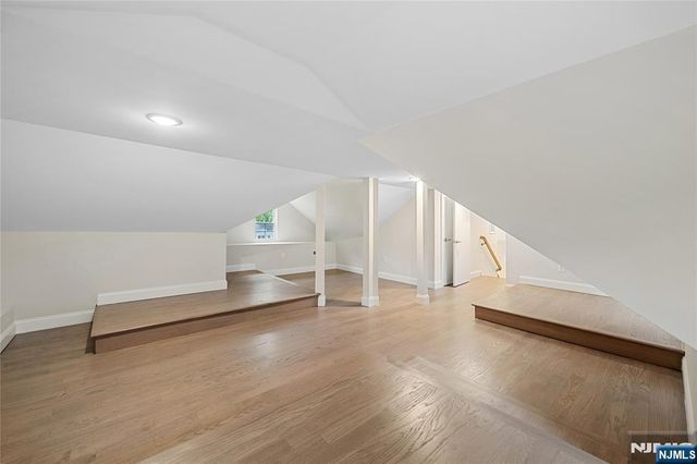 16 Coles Court, River Edge, NJ 07661