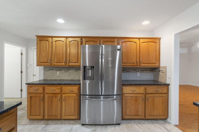 3981 W Greenwood Street, Springfield, MO 65807