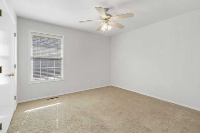 3981 W Greenwood Street, Springfield, MO 65807