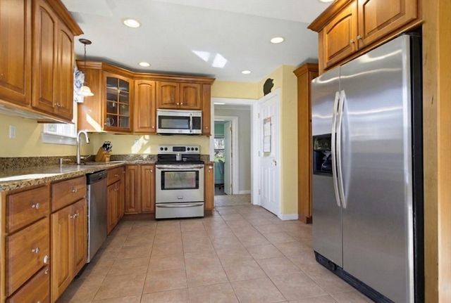 186 Doyle Road, Holden, MA 01520