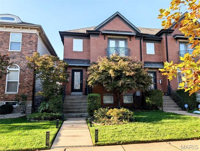 4242 Olive Street, St Louis, MO 63108