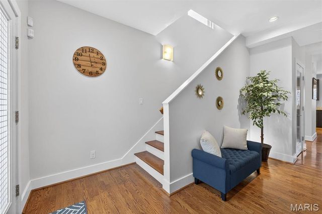 4242 Olive Street, St Louis, MO 63108