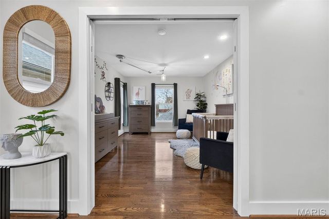 4242 Olive Street, St Louis, MO 63108