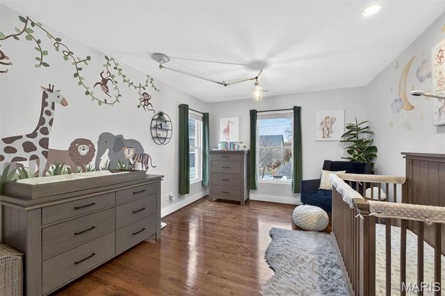 4242 Olive Street, St Louis, MO 63108