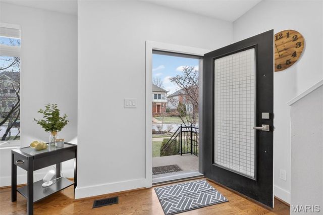 4242 Olive Street, St Louis, MO 63108