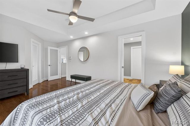 4242 Olive Street, St Louis, MO 63108