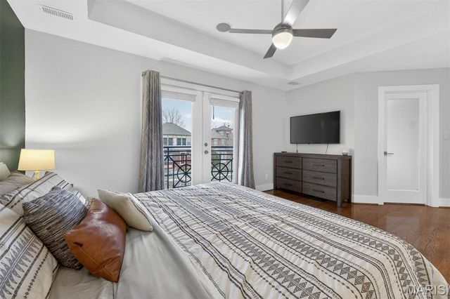 4242 Olive Street, St Louis, MO 63108