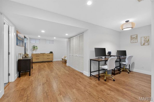 4242 Olive Street, St Louis, MO 63108