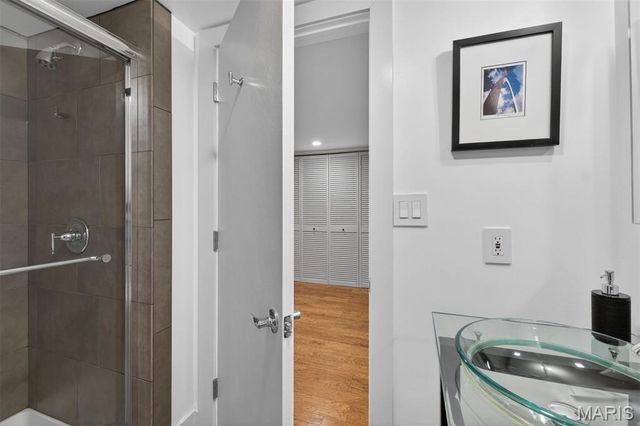 4242 Olive Street, St Louis, MO 63108