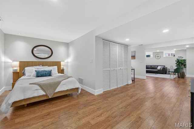 4242 Olive Street, St Louis, MO 63108