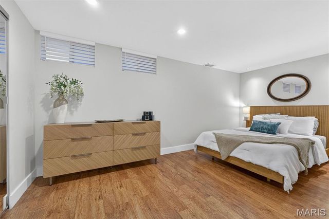 4242 Olive Street, St Louis, MO 63108