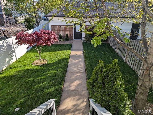 4242 Olive Street, St Louis, MO 63108