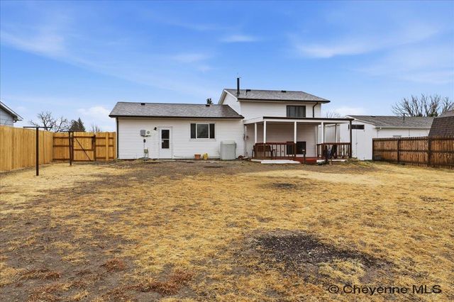 134 RIO VERDE CIR, Cheyenne, WY 82001