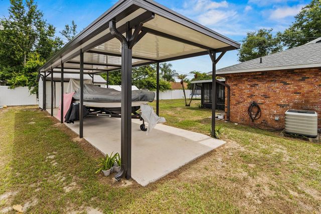 2018 HIGH GLEN COURT N., Lakeland, FL 33813