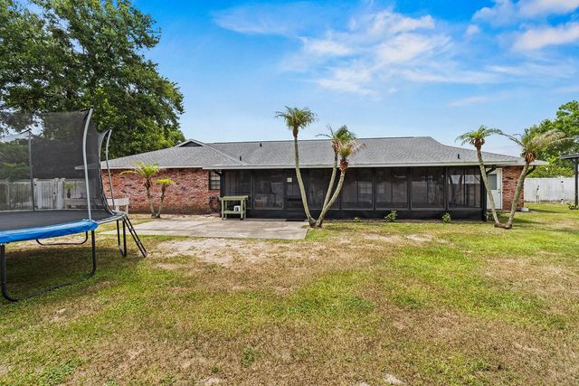 2018 HIGH GLEN COURT N., Lakeland, FL 33813