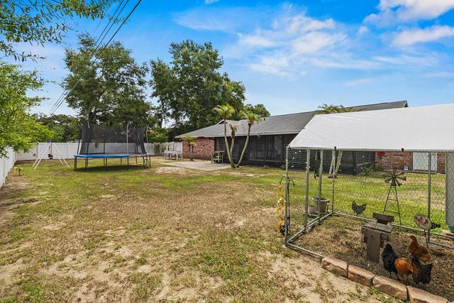2018 HIGH GLEN COURT N., Lakeland, FL 33813