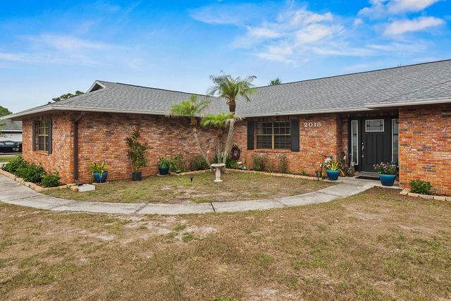2018 HIGH GLEN COURT N., Lakeland, FL 33813