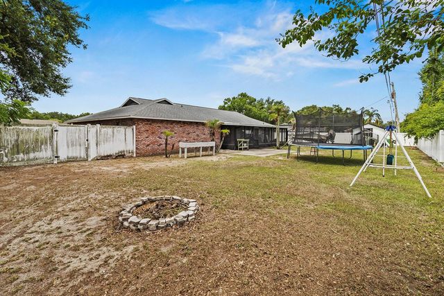 2018 HIGH GLEN COURT N., Lakeland, FL 33813
