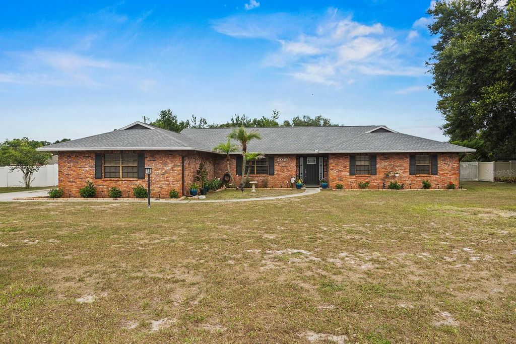 2018 HIGH GLEN COURT N., Lakeland, FL 33813