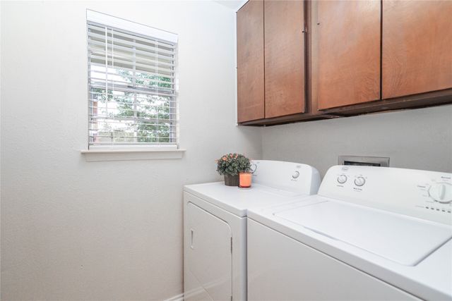 1963 Shorewood Drive, Grapevine, TX 76051