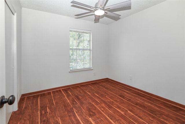 1963 Shorewood Drive, Grapevine, TX 76051