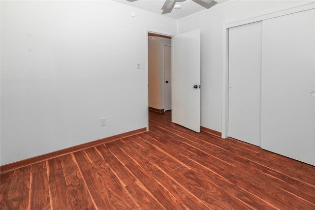 1963 Shorewood Drive, Grapevine, TX 76051