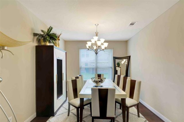 39 Wading Pond, The Woodlands, TX 77375