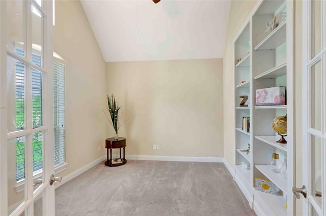 39 Wading Pond, The Woodlands, TX 77375