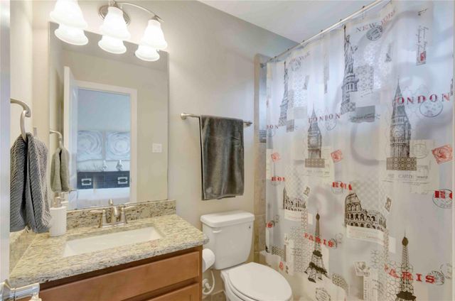 39 Wading Pond, The Woodlands, TX 77375