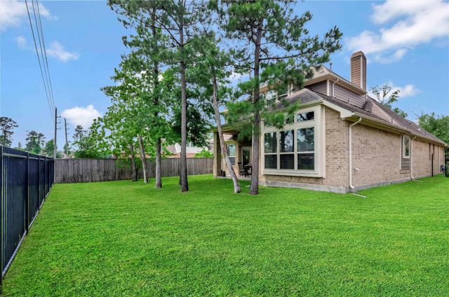 39 Wading Pond, The Woodlands, TX 77375