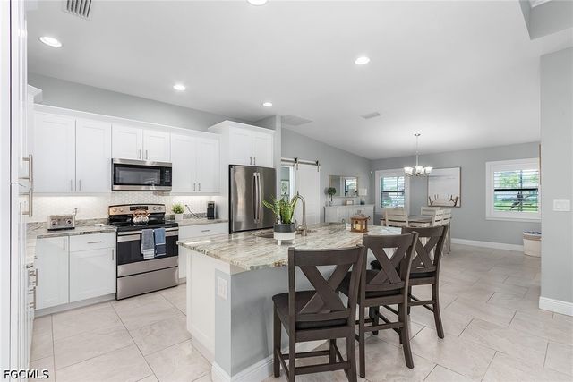 1702 SE 1st TER, Cape Coral, FL 33990