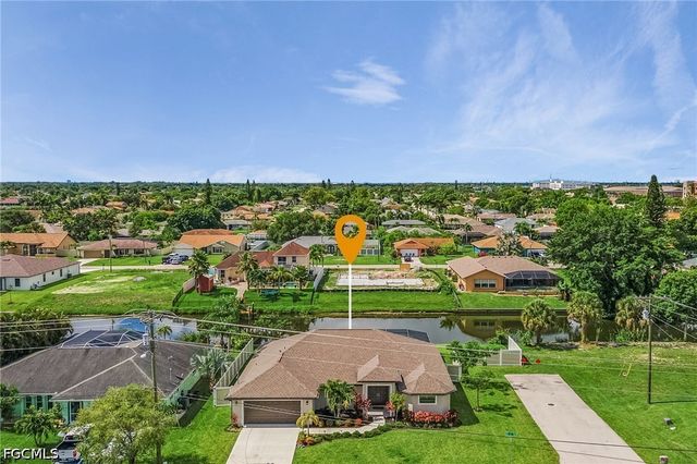 1702 SE 1st TER, Cape Coral, FL 33990