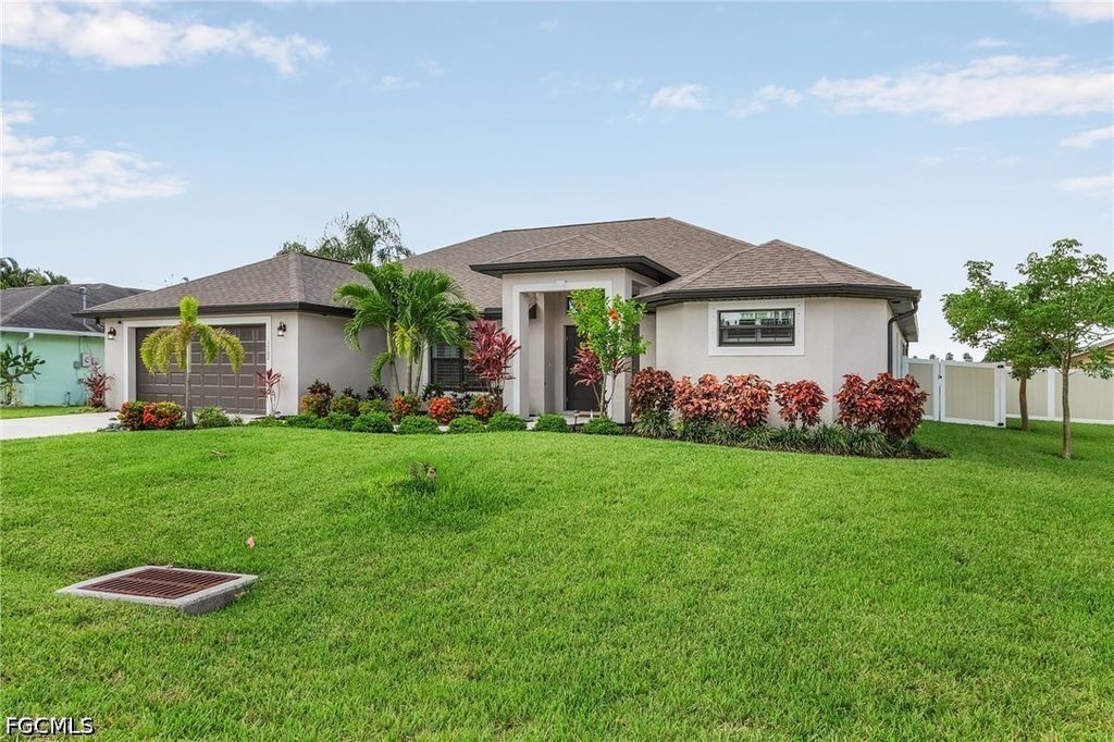 1702 SE 1st TER, Cape Coral, FL 33990