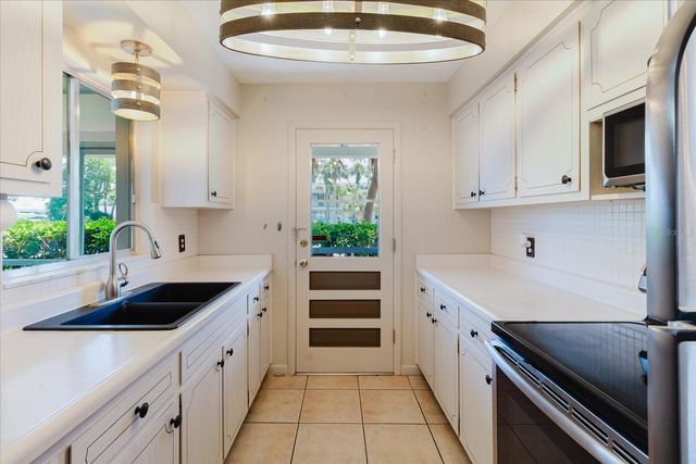 2348 SHELLEY STREET 4, Clearwater, FL 33765