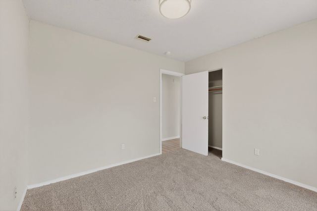 948 Carom Way, Dallas, TX 75217