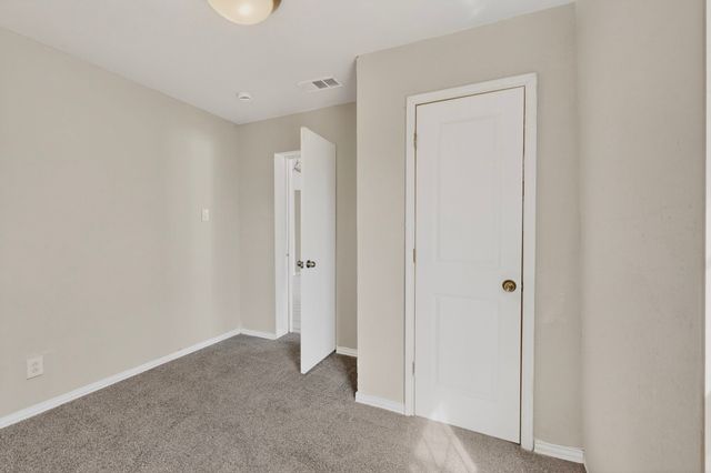 948 Carom Way, Dallas, TX 75217