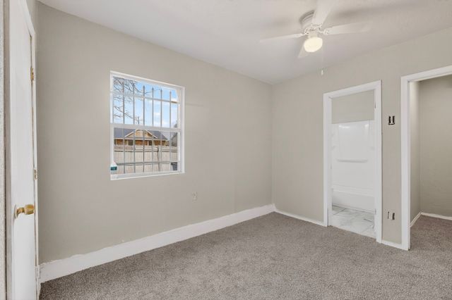 948 Carom Way, Dallas, TX 75217