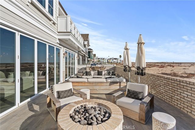 1215 E Balboa, Newport Beach, CA 92661