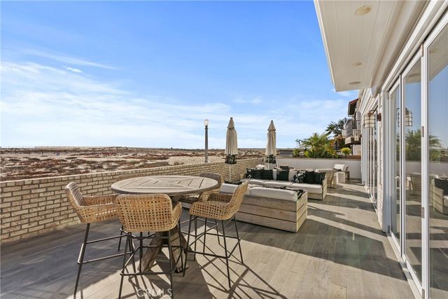 1215 E Balboa, Newport Beach, CA 92661