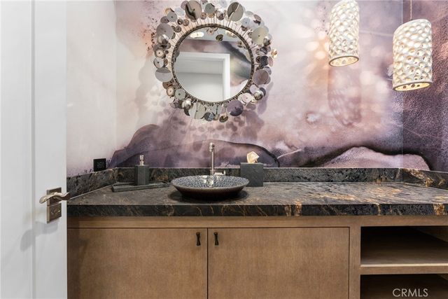 1215 E Balboa, Newport Beach, CA 92661