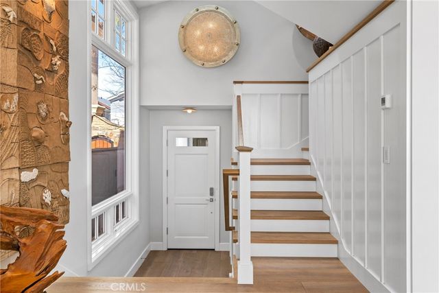 1215 E Balboa, Newport Beach, CA 92661